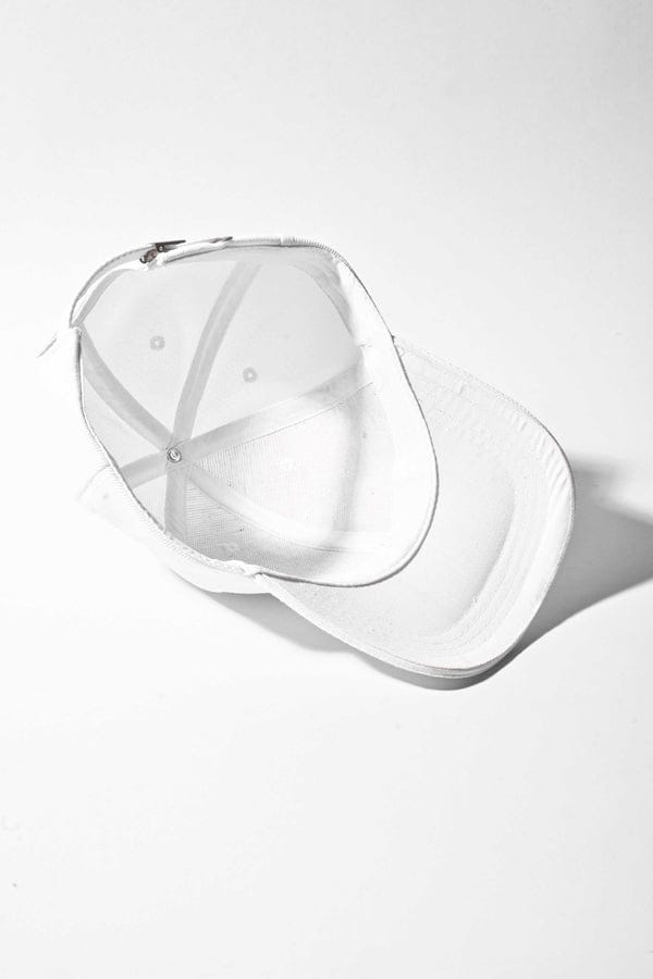 Basic White Cap